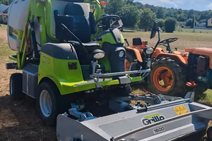 grillo FD 13 09taglia erba  con raccolta e trincia