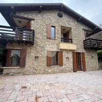 VILLA SINGOLA A ZANDOBBIO