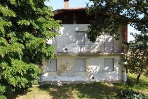 4 LOCALI A TRAVERSETOLO