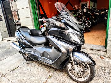 Suzuki Burgman 650 Executive Full optional - Garan