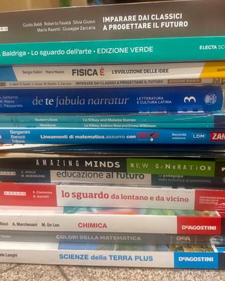 Libri scolastici scuole superiori – metà prezzo