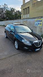 lancia delta 1.6 120cv 2010