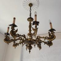 Lampadario e appendiabiti