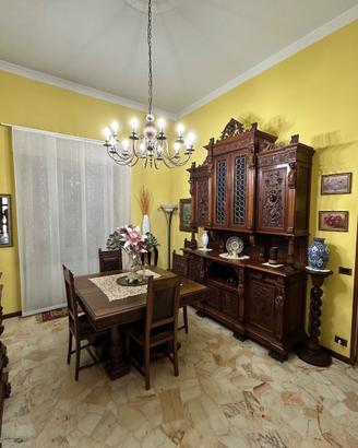 Salone in noce primi del 900