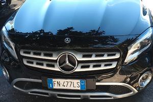 Auto Mercedes Gla