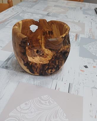 centro tavola in legno di ulivo 