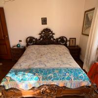 Gruppo letto in noce