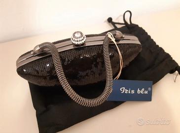 Clutch nera con strass