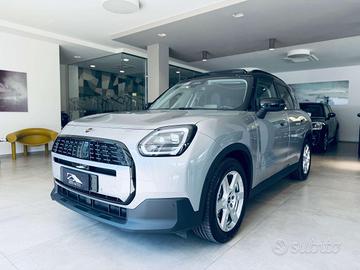 MINI Cooper D Countryman 2.0 48V Favoured auto