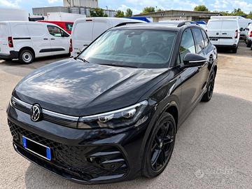 VOLKSWAGEN Tiguan 2.0 TDI 150 CV DSG R-Line Plus