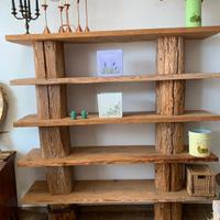 libreria, porta oggetti a mensole fatta a mano