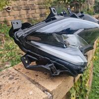 Faro/Fanale anteriore  TMAX 2020-2021