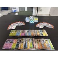 Lotto 300 carte Pokemon Evoluzioni a Paldea