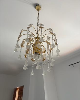 Lampadario vintage dorato con pendenti