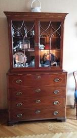 credenza con vetrinetta - I^ decade 900 restaurata