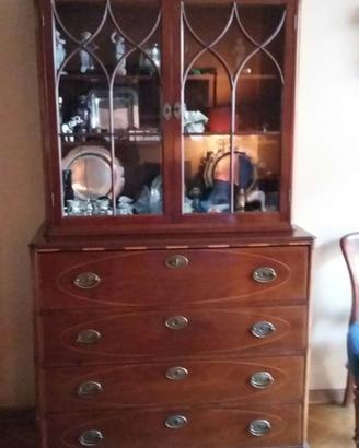credenza con vetrinetta - I^ decade 900 restaurata