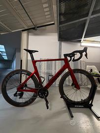Canyon Aeroad CF SLX 8 AXS (2024) Taglia XL 250km