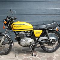 Honda 400 Four Super Sport 1975 colore giallo