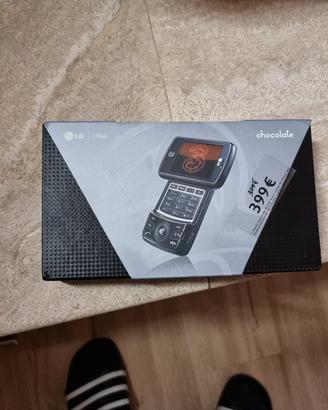 LG U960 TVfonino Cellulare Vintage blu/nero nuovo.