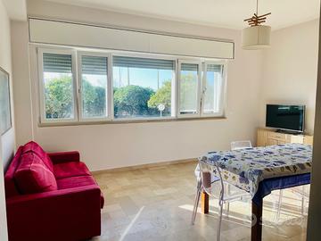 Casa al mare con giardino