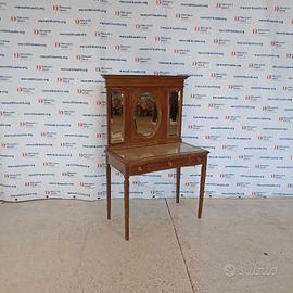 Toilette con Specchio in stile