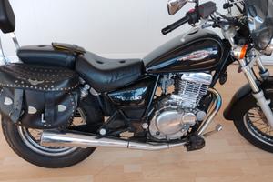 Suzuki Marauder custom 250