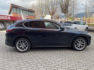 Alfa Romeo Stelvio 2.0 Turbo 280cv FIRST EDITION