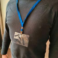 Portanome con cordoncino