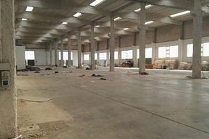 Macchiareddu, capannone 6600 mq con piazzale