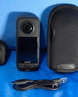 Action cam per riprese a 360° Insta360 X3