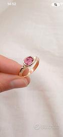 Anello oro rosa e rubellite.