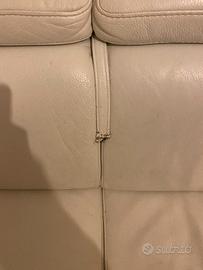 divano letto matrimoniale in pelle 