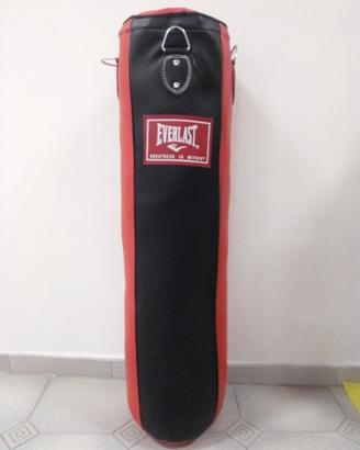 sacco boxe everlast nero rosso