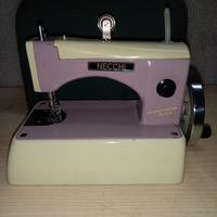 Macchina da cucire giocattolo 