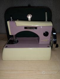 Macchina da cucire giocattolo 