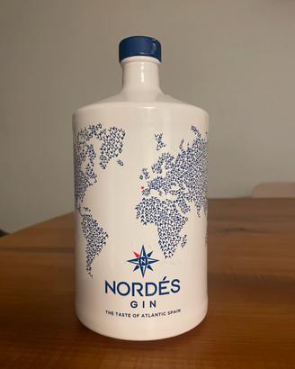 Bottiglia vuota Nordés