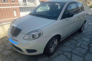 Lancia ypsilon diva