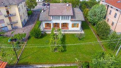 BIFAMILIARE A VARANO DE' MELEGARI