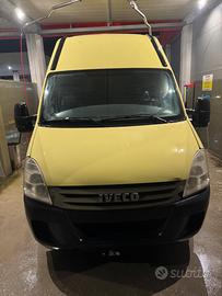 IVECO Daily 2.3 Diesel furgone