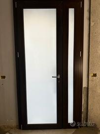 Portoncino in PVC colore noce