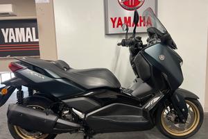 Yamaha X-Max 300 Tech max