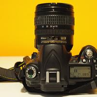Fotocamera digitale Nikon D90 + AF 18-70 f3.5-4.5