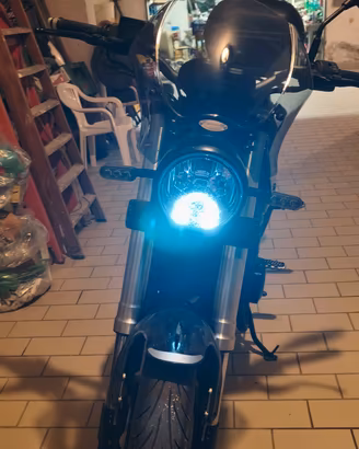 Benelli 500 trail