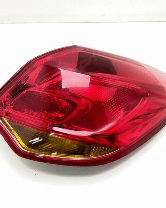 STOP FANALE POSTERIORE DESTRO OPEL Astra J 1330645