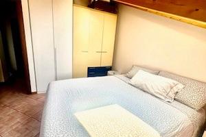 SINGOLA in attico MM Loreto SOLO donna