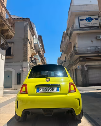 ABARTH 595 – COLORE RARISSIMO 👇vai in descrizione