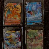 Lotto 4 carte Pokémon , Charizard ,Gyarados ….