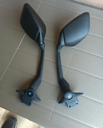 Coppia specchietti Tmax 530 anno 2016