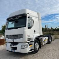 Trattore stradale Renault