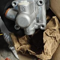 Pompa olio servosterzo per Alfa 164 3.0 Q4 e TD